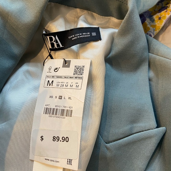 Brand-New Blazer + Trousers Set (Blazer M + Trousers L) - Picture 5 of 6